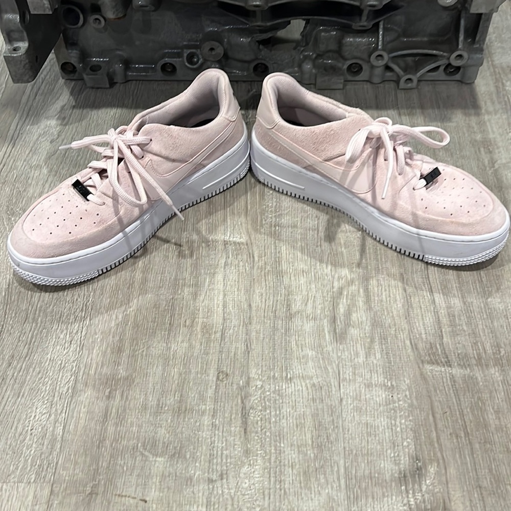 Nike Air Force